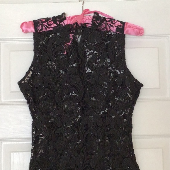 Dress, shell - Picture 2 of 3